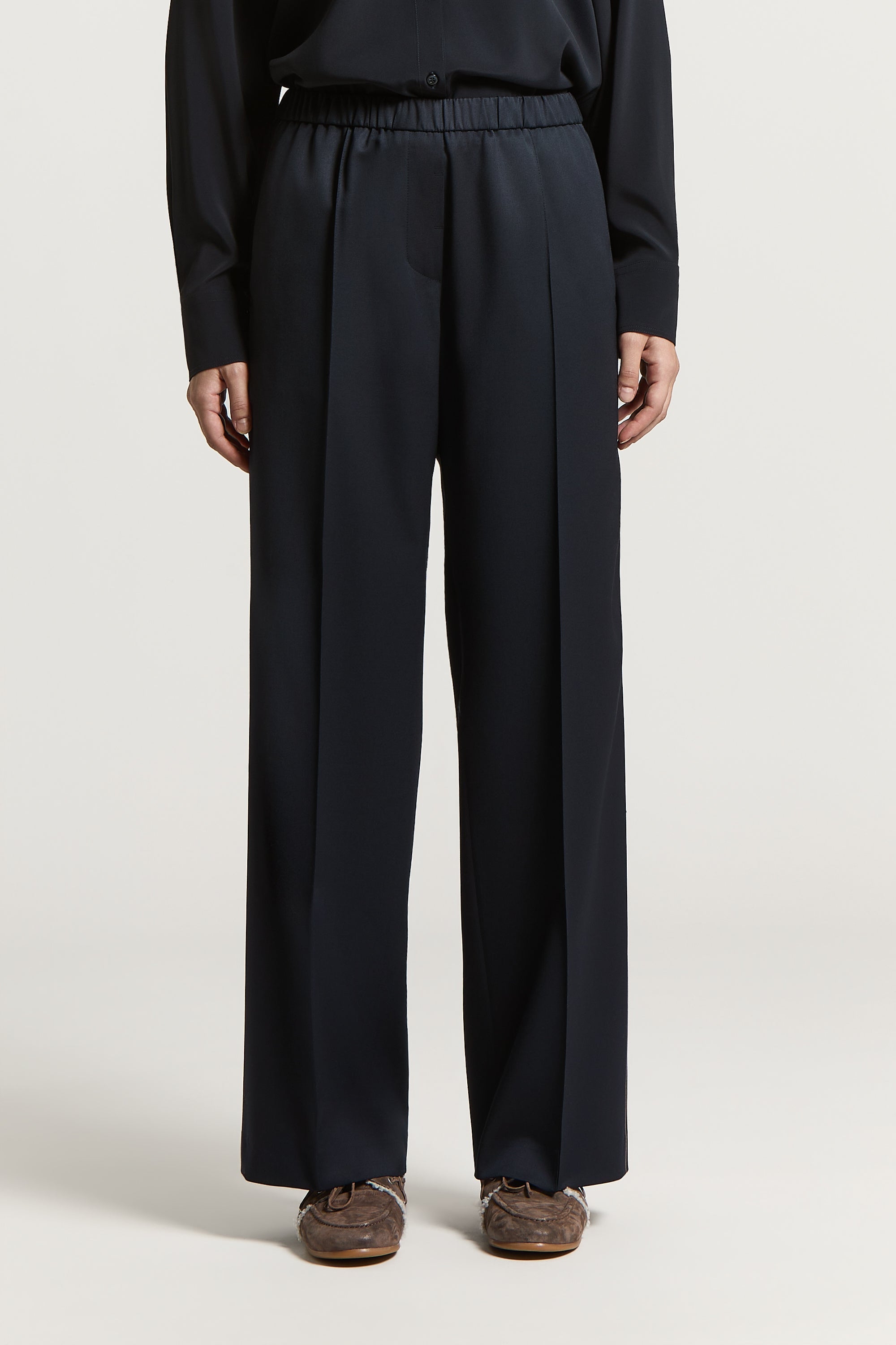 Technical pure wool gabardine trousers | Peserico US