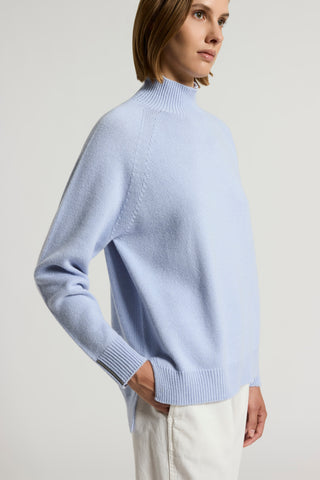 Turtleneck sweater in wool, silk and cashmere