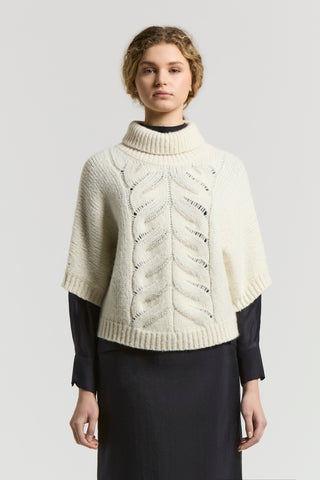 Wool and blown yarn alpaca sweater