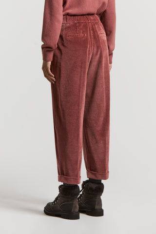 500-line corduroy trousers