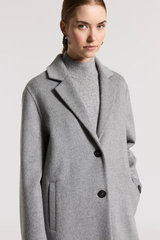 Single breasted coat