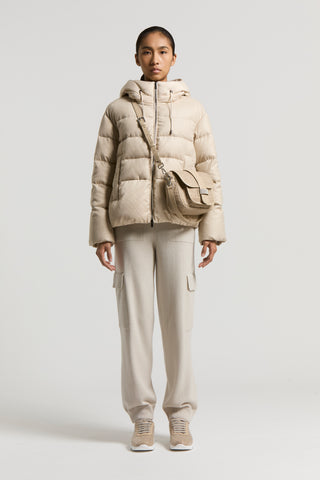 Short down jacket in WR poly viscose flannelette