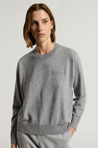 Cashmere, silk and wool yarn sweater