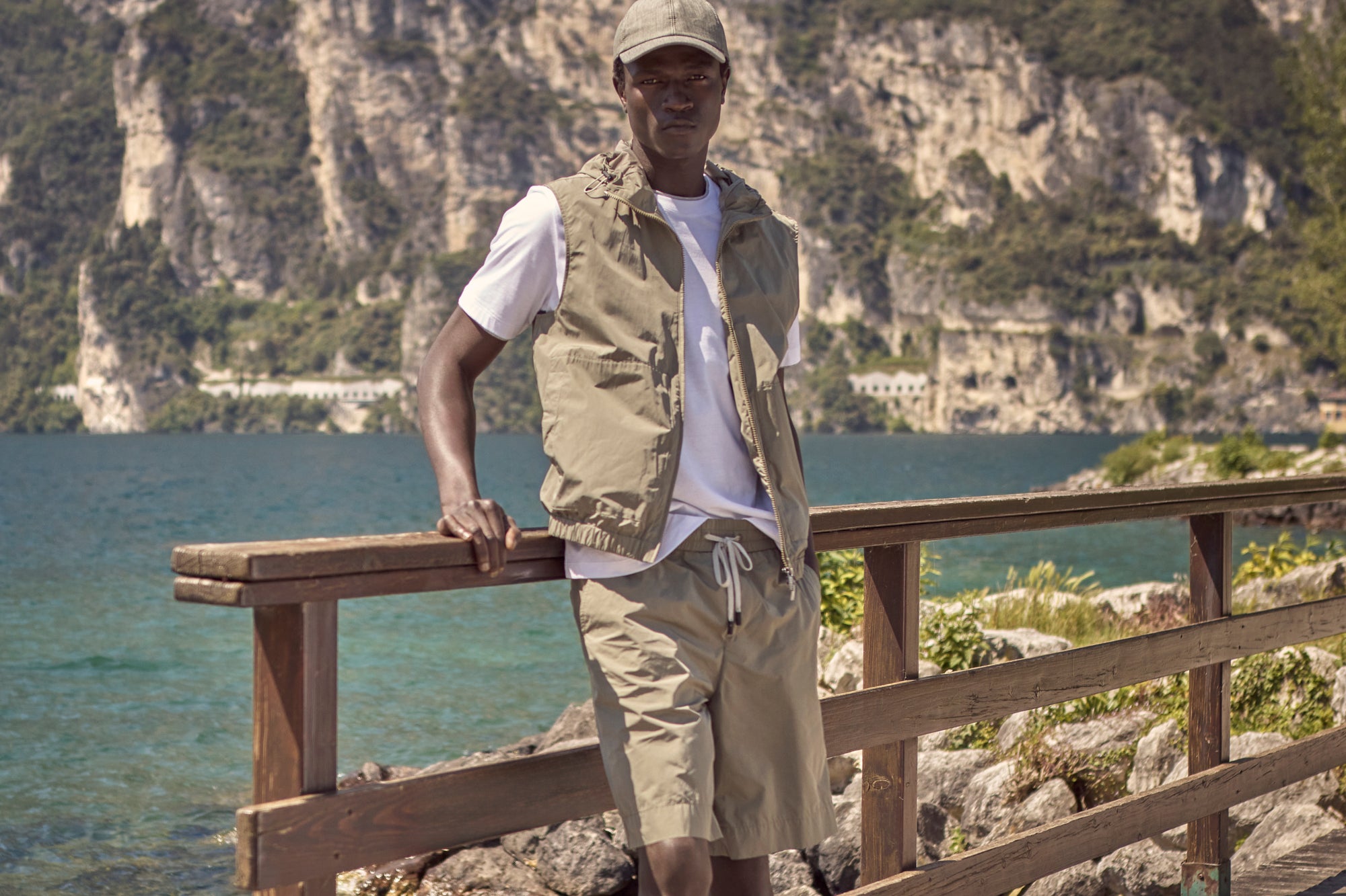 Men's Trousers: Jeans, Shorts and Joggers Made in Italy