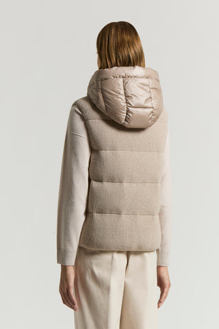 Goose down vest in cashmere and wool