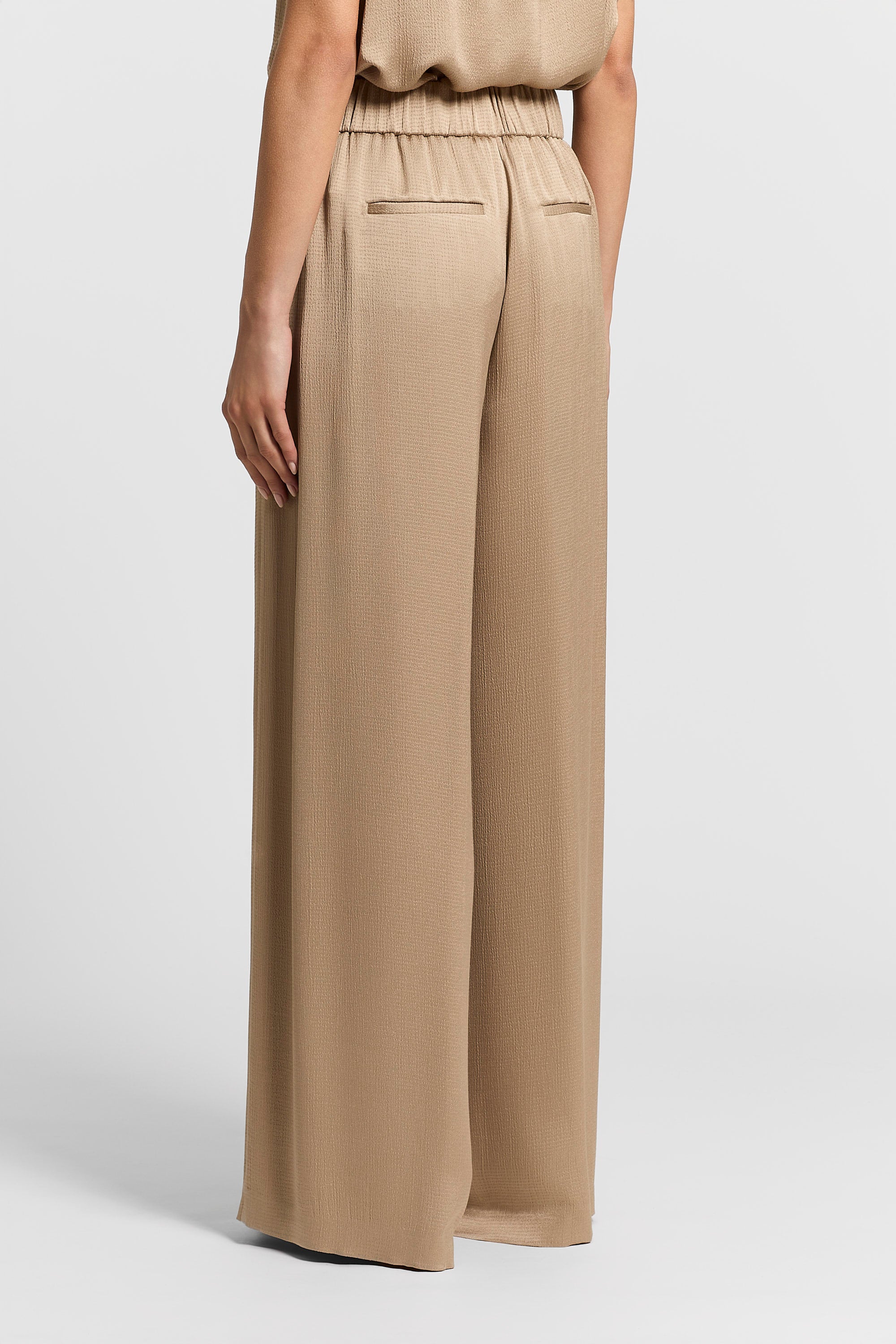 Viscose-blend satin trousers | Peserico US