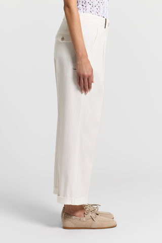Combed cotton gabardine trousers with darts