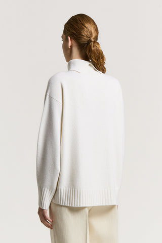 Virgin wool, silk and cashmere sweater