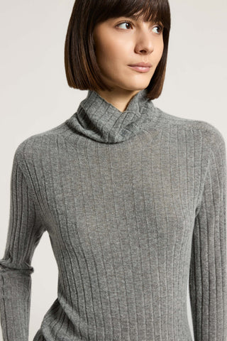 Wool and cashmere sweater