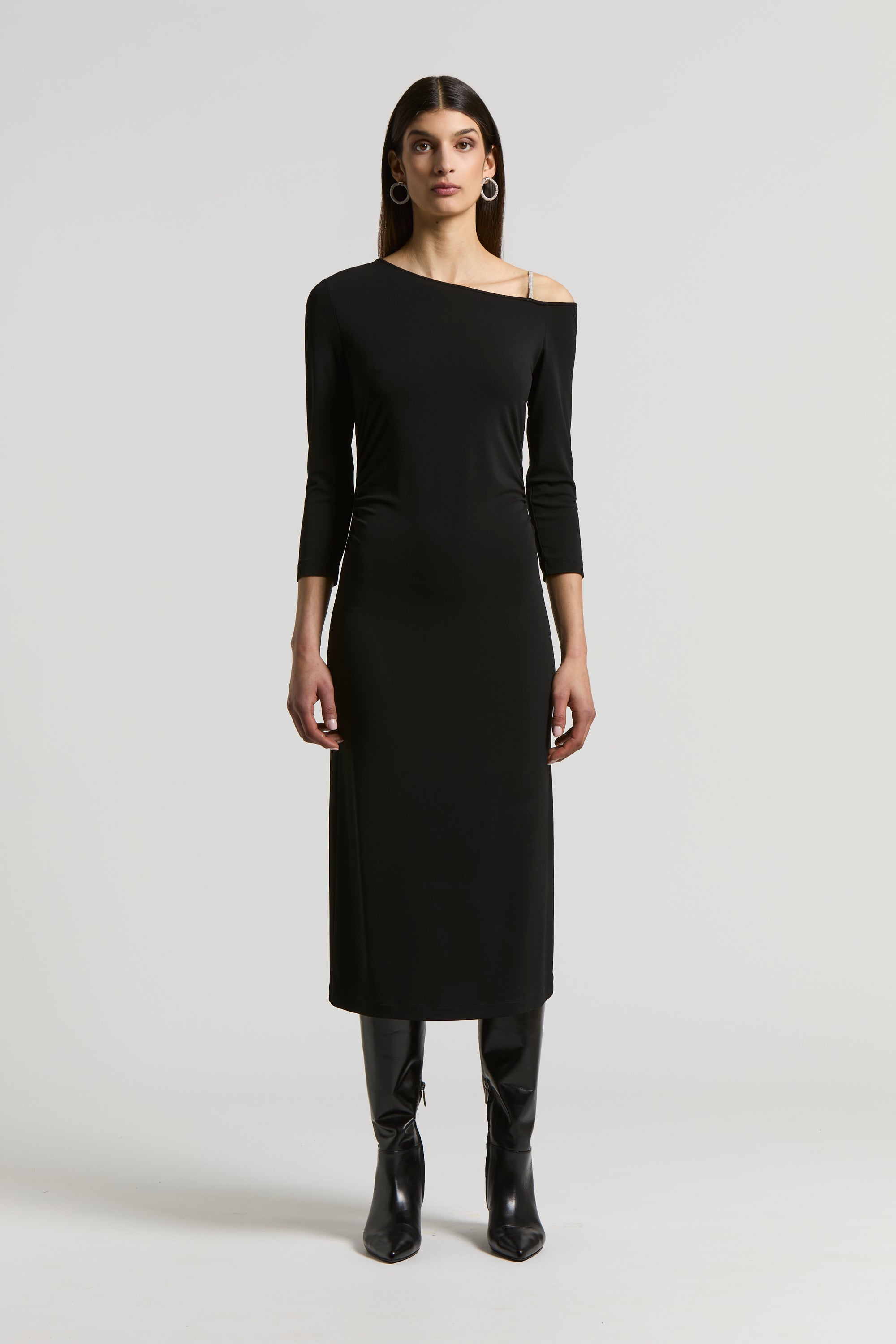 オールインワン・サロペット Peserico Classic Black Midi Dress Women's Dresses and Jumpsuits - New Arrivals | Peserico US