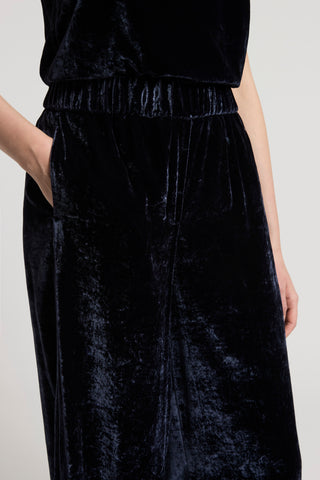 Fluid viscose corduroy trousers