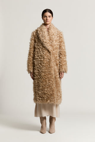 Double-breasted coat in faux fur 2 / 3