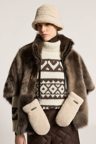 Look 009 2 / 3