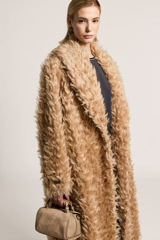 Double-breasted coat in faux fur 3 / 3