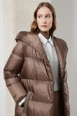 Long goose down jacket with hood and belt