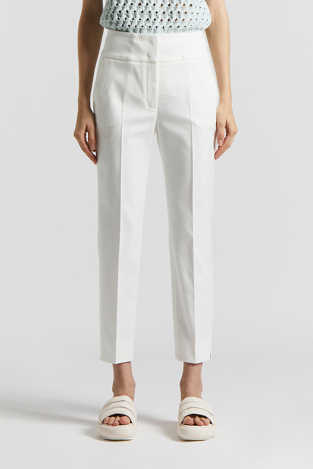 パンツ PESERICO SS25 Laminated cotton poplin trousers (P04131 935) Laminated cotton poplin trousers | Peserico US