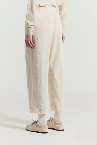 500-line corduroy trousers