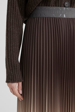 Pleated skirt with elasticated waist