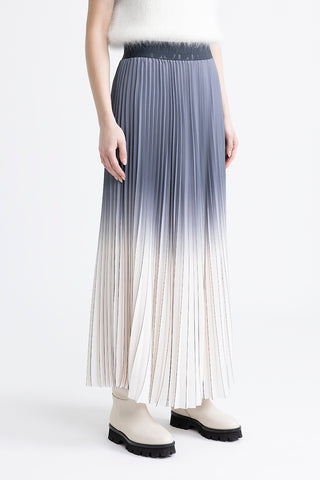 Pleated skirt with elasticated waist