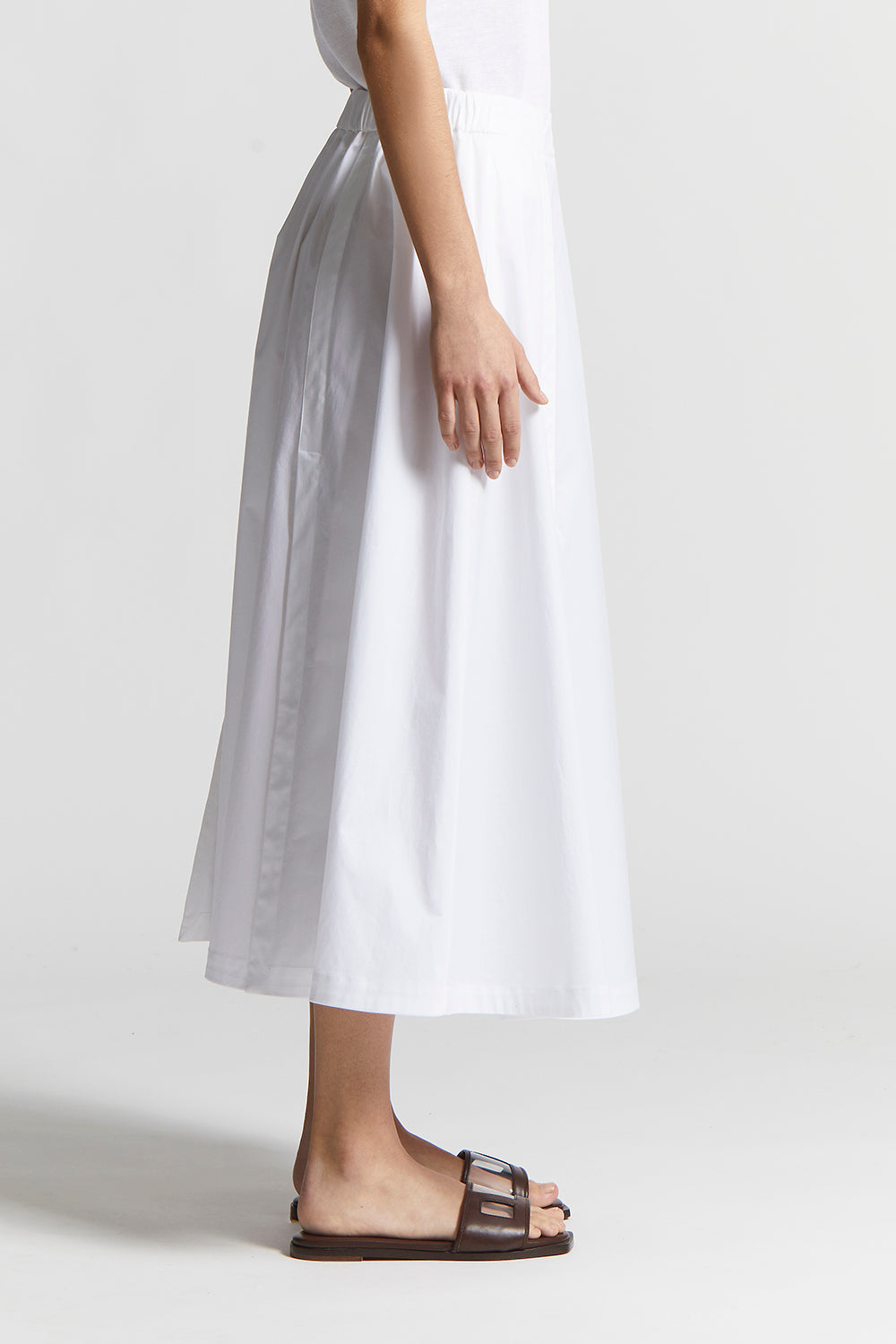Lightweight stretch cotton satin skirt | Peserico US