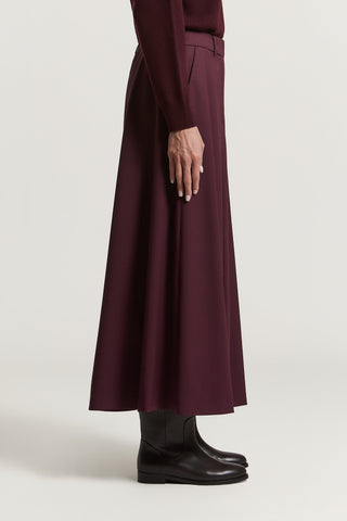 Long skirt in wool gabardine