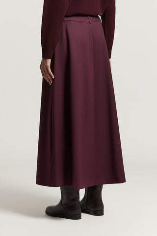 Long skirt in wool gabardine