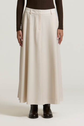 Long skirt in wool gabardine 1 / 3