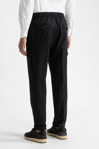 Pure wool trousers with pockets