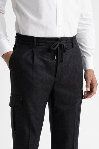 Pure wool trousers with pockets