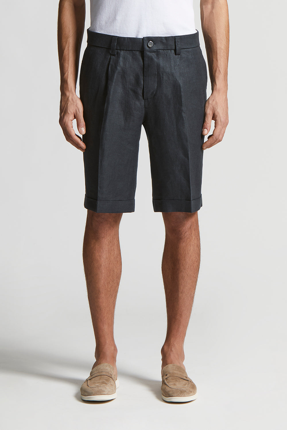 Bermuda shorts in technical linen gabardine | Peserico US