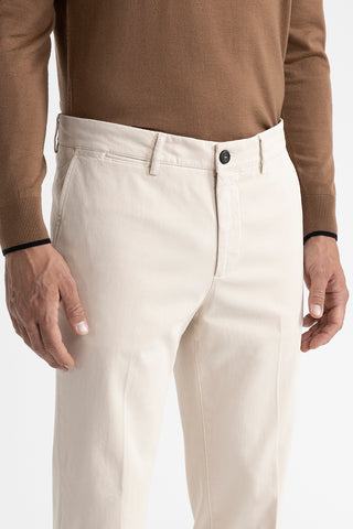 Stretch cotton chinos