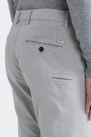 Stretch cotton chinos