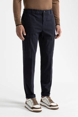 Cotton chinos with pockets