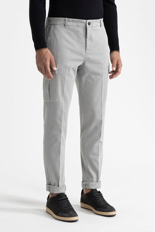 Cotton chinos with pockets