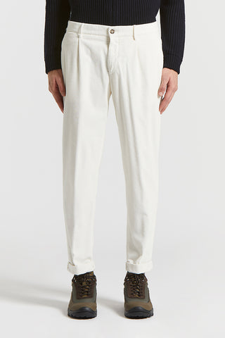 Front pleated man pants garment dyed