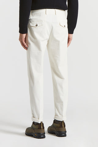 Front pleated man pants garment dyed