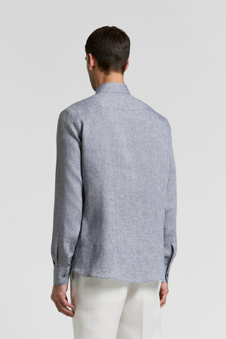 Classic shirt with spread collar