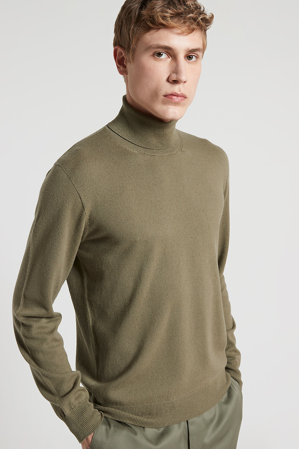 Pure cashmere turtleneck sweater | Peserico US