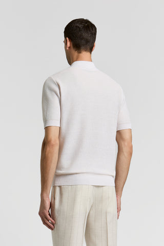 Polo crafted from a cotton-linen yarn blend