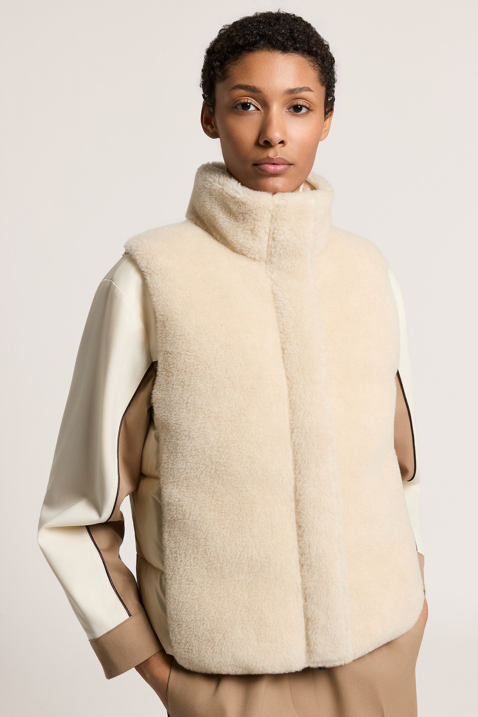 【GWのみお値下げ】【超美品】Peserico 白ジャケット 42 Peserico Woman Collection | Peserico US