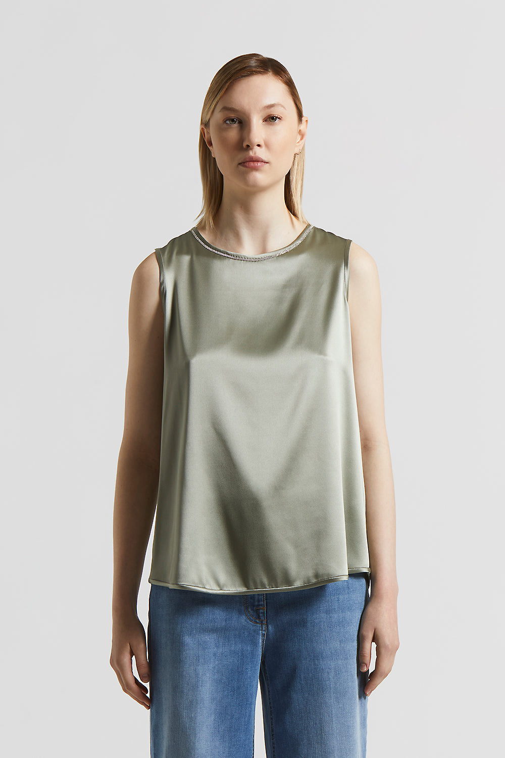 Tシャツ・カットソー PESERICO FW23 Silk satin T-shirt (S06911 02372 648) Shiny stretch silk satin T-shirt | Peserico US