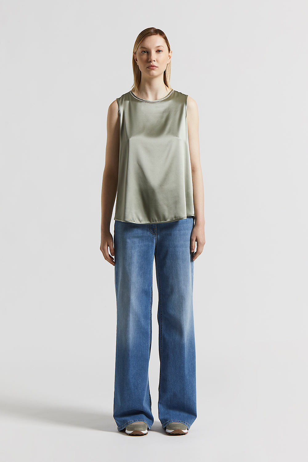 Shiny stretch silk satin T-shirt | Peserico US