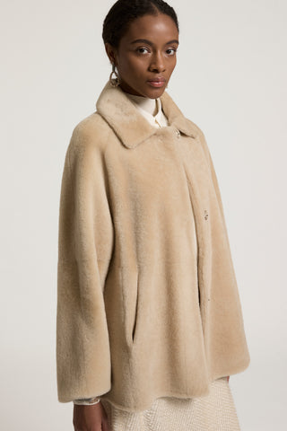Reversible lacaune shearling coat with kimono sleeves 3 / 3