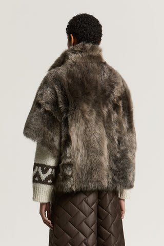 Lacaune shearling cape 6 / 7