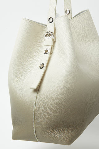 Grainy leather tote bag