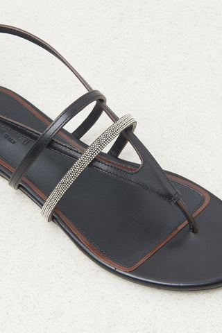 Flat leather thong sandal with highlight detail