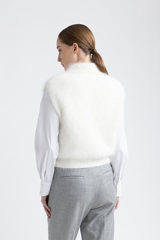 Angora wool yarn gilet