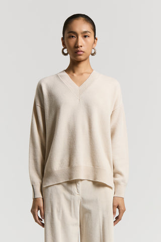 Pure cashmere V-neck jumper