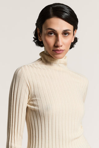 Pure virgin wool mock-neck sweater