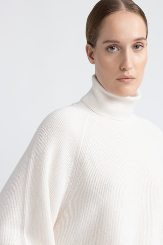 Wool, silk and cashmere high neck cape